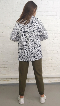 Трикотажный жакет "Петроглиф"