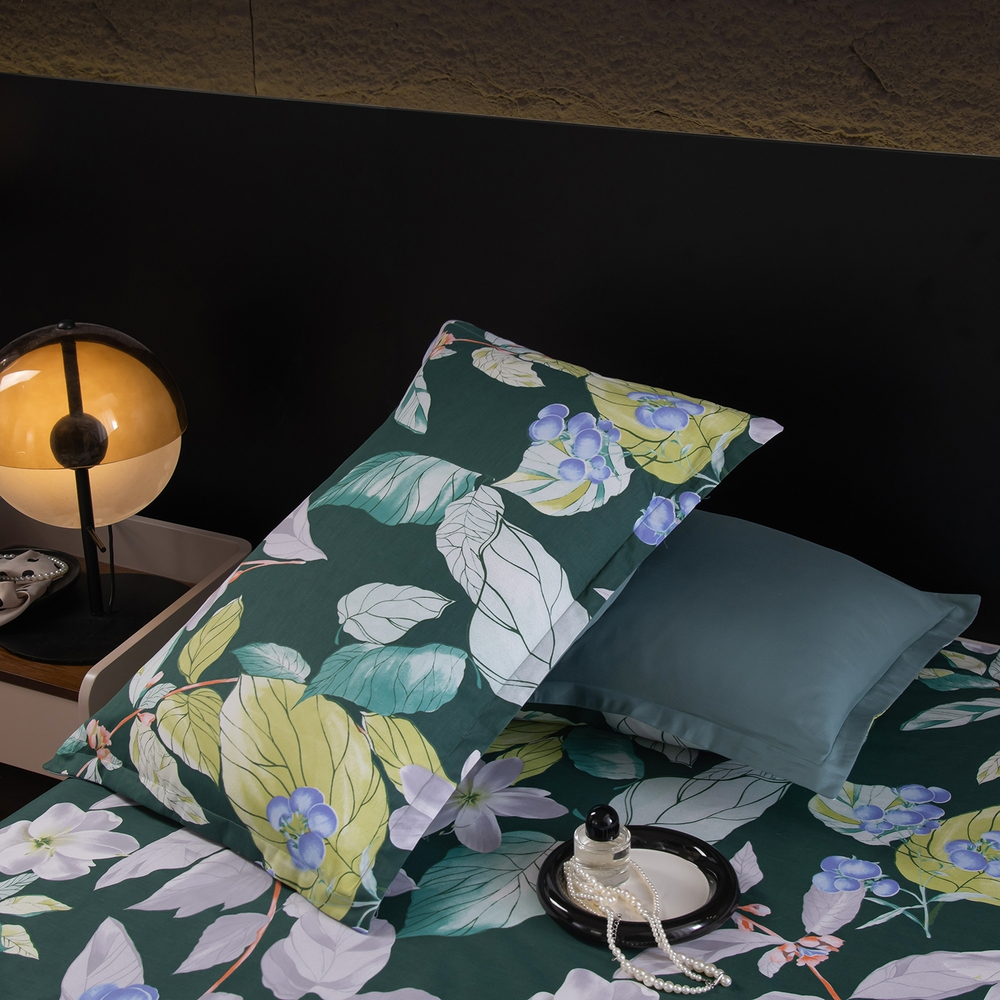 Комплект постельного белья на резинке Сатин Velouria Luxe с Одеялом VLR016