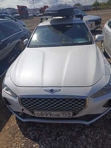 Genesis G70 Elegance 2.0 T-GDI (197 hp) 8AT 4WD