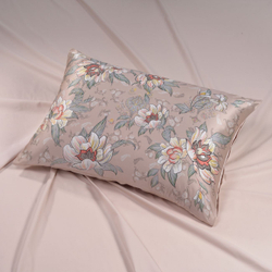 Наволочка 50x70 Mollen Лазоревый цветок пудровая шелковая
