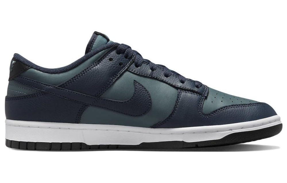 Кроссовки Nike Dunk Low
