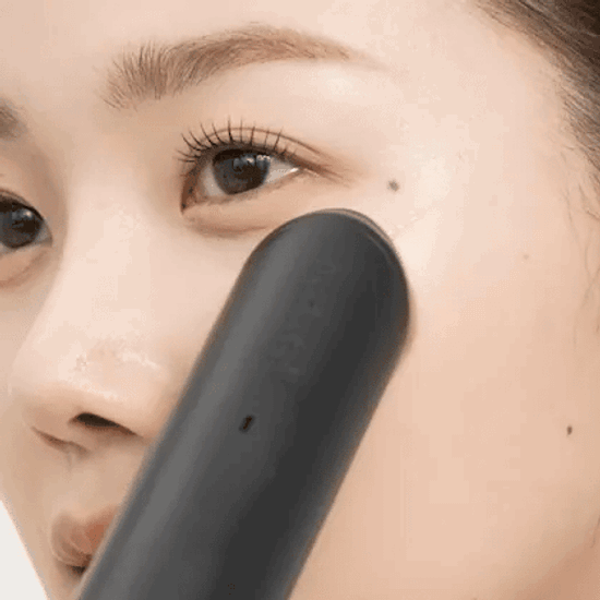 Medicube Age R Booster Pro Микротоковый массажер для лица электрический , черный.