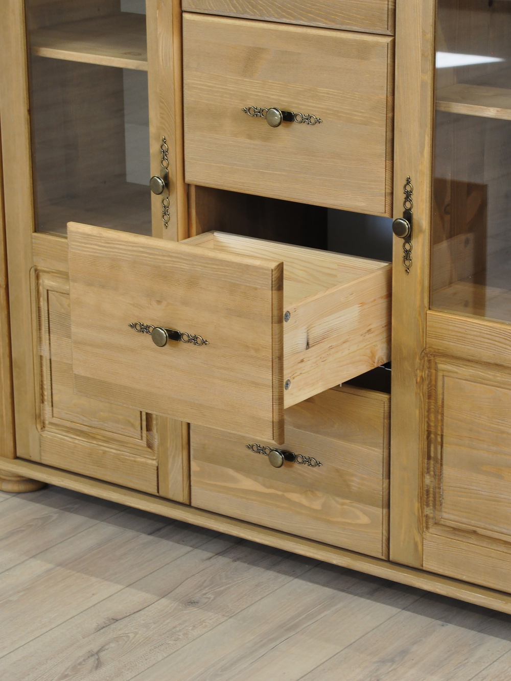 Комод деревянный Сюзанна, бейц