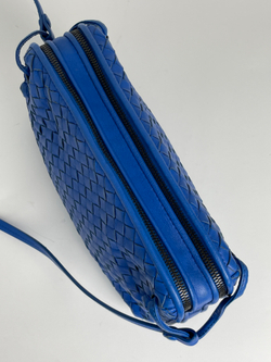 Сумка Bottega Veneta MEDIUM LOOP CAMERA BAG