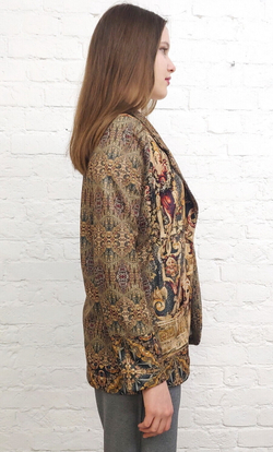 Трикотажный жакет "Барокко", по мотивам рисунков на портьере, представляющих Венеру и амуров, эпоха Людовика XIV