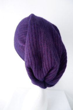 Шапка-чулок стильная