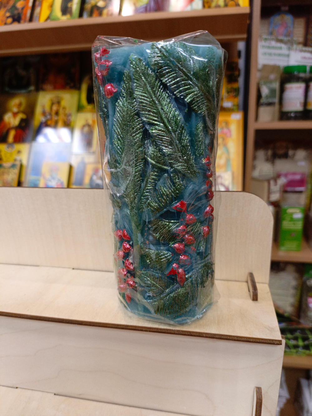 Свеча столб Ягодный куст, ручная работа