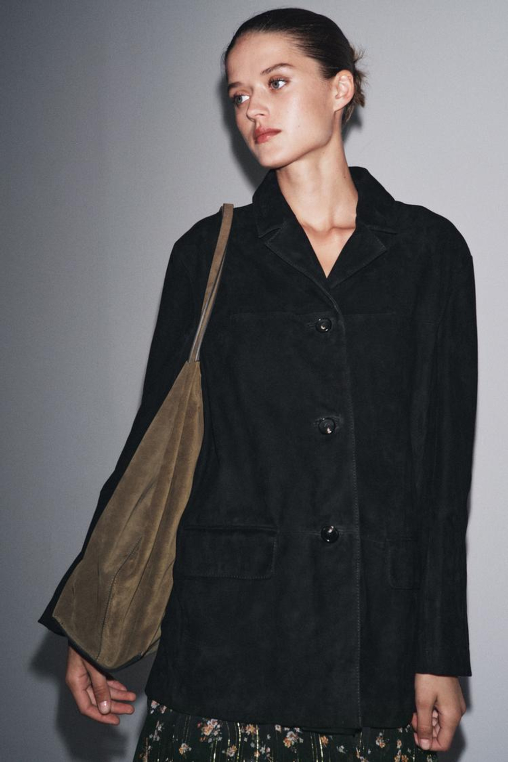 ZARA БЛЕЙЗЕР ОВЕРСАЙЗ ИЗ ЗАМШИ, 100% — ZW COLLECTION, ЧЕРНЫЙ