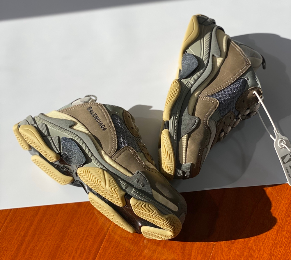 Balenciaga Triple S