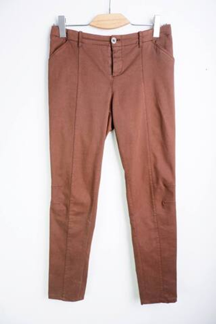 Брюки Massimo Dutti модного оттенка, маркировка 42, визуально на 48 размер
