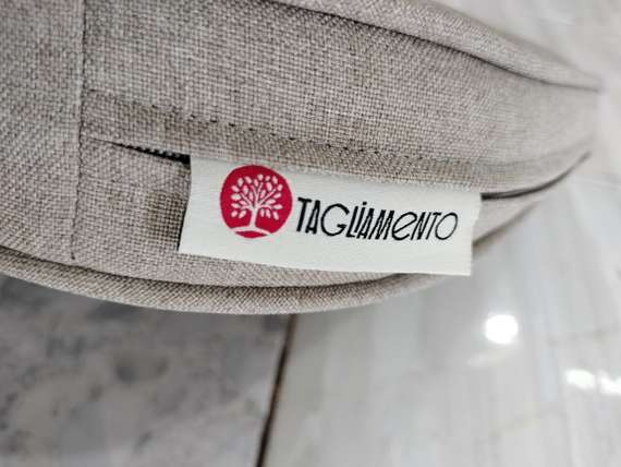 Плетеный стул Flores, массив акации