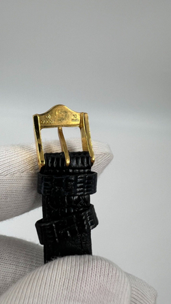 Часы Gucci