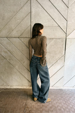 ZARА УКОРОЧЕННЫЙ КАРДИГАН С КРУЖЕВОМ И ВОЛАНАМИ, СЕРО-КОРИЧНЕВЫЙ