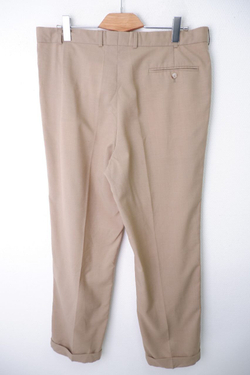 Брюки светлого оттенка 56 размер