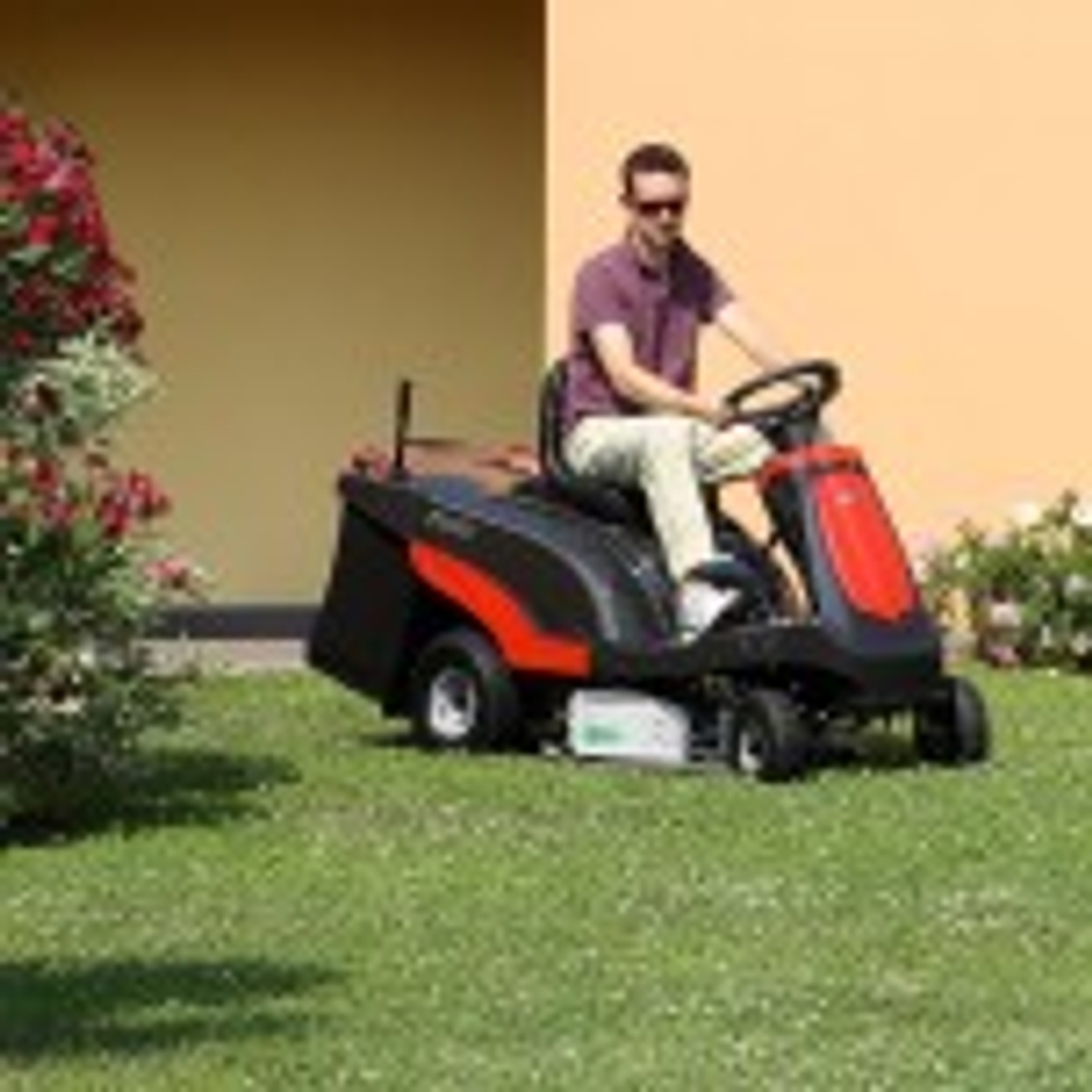 Трактор садовый EFCO ZEPHYR 72/13 H 4 IN 1 68149002E5