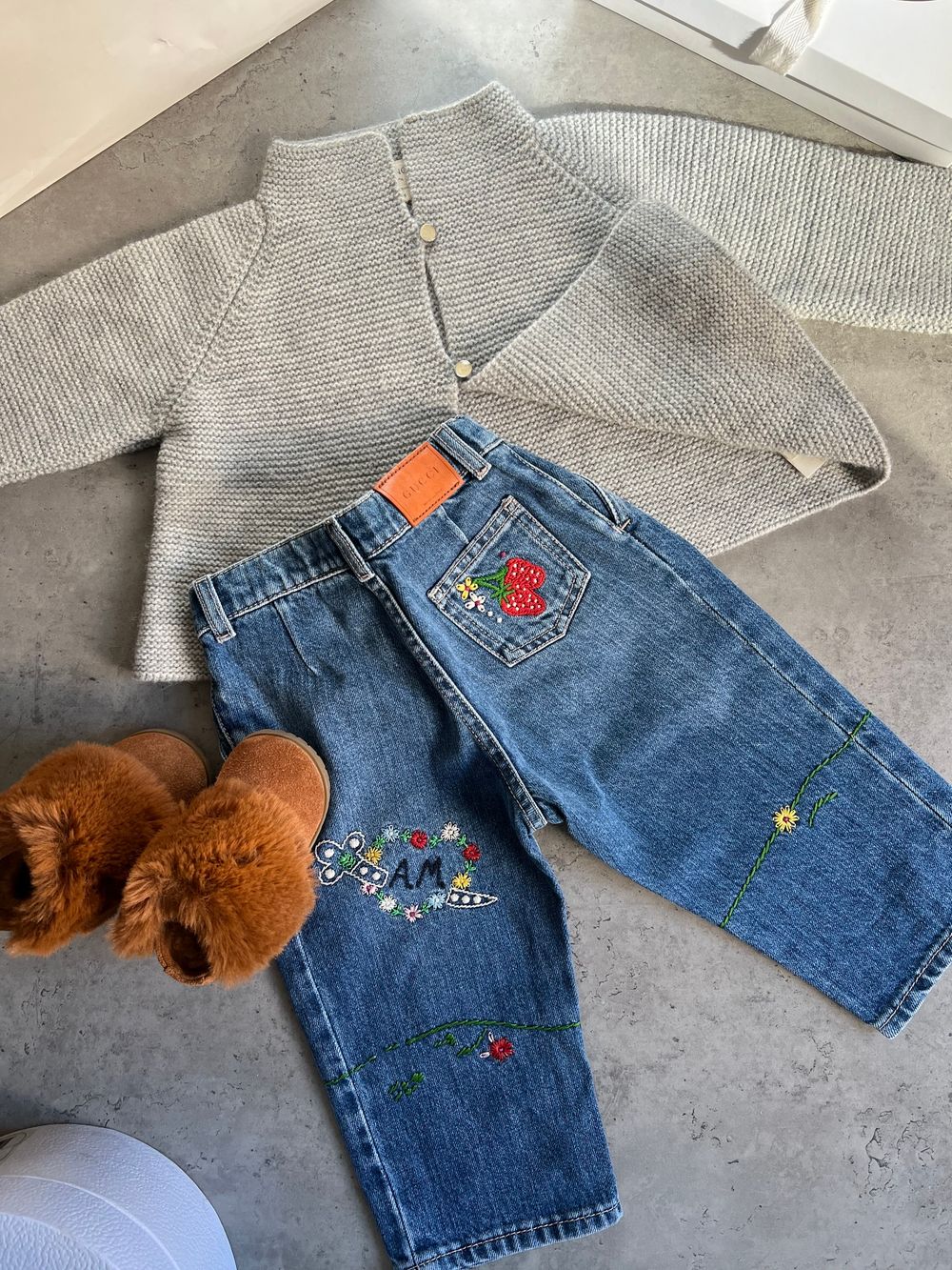 Джинсы Gucci, 86