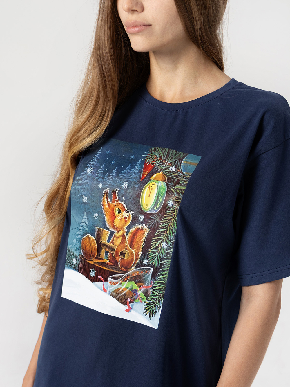 Футболка женская Mjölk х Зарубин Белочка