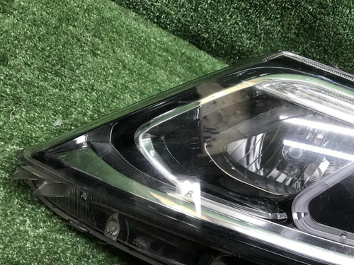 Битая Фара левая KIA Sorento 2 XM (12-21) галоген