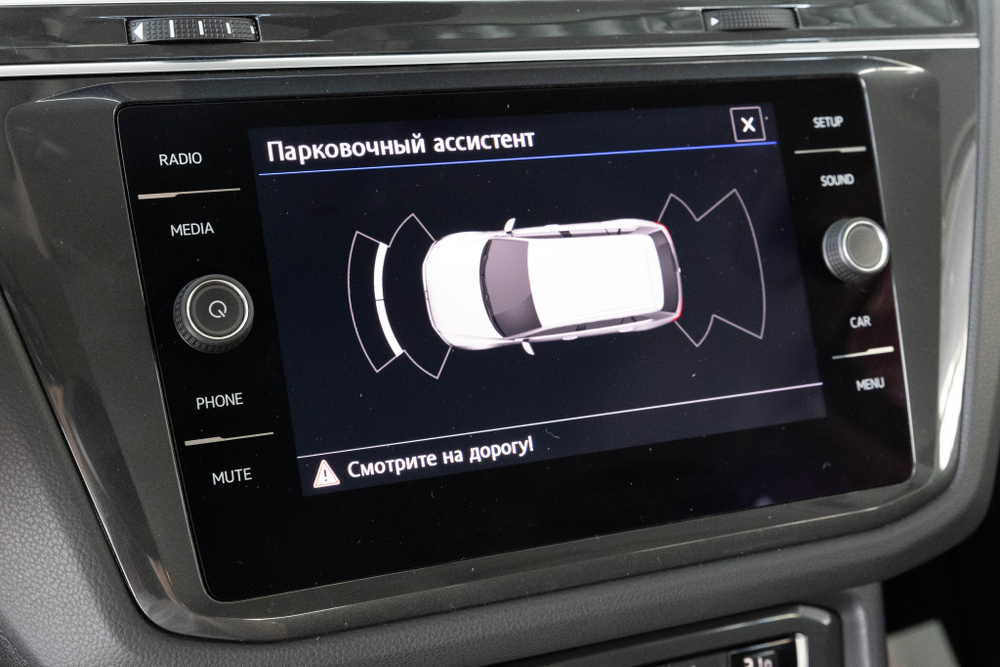 Volkswagen Tiguan, 2020 год