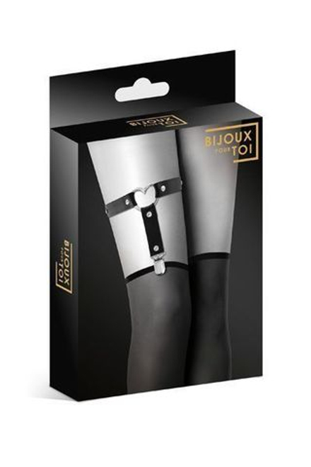 Подвязка с металлическим сердечком