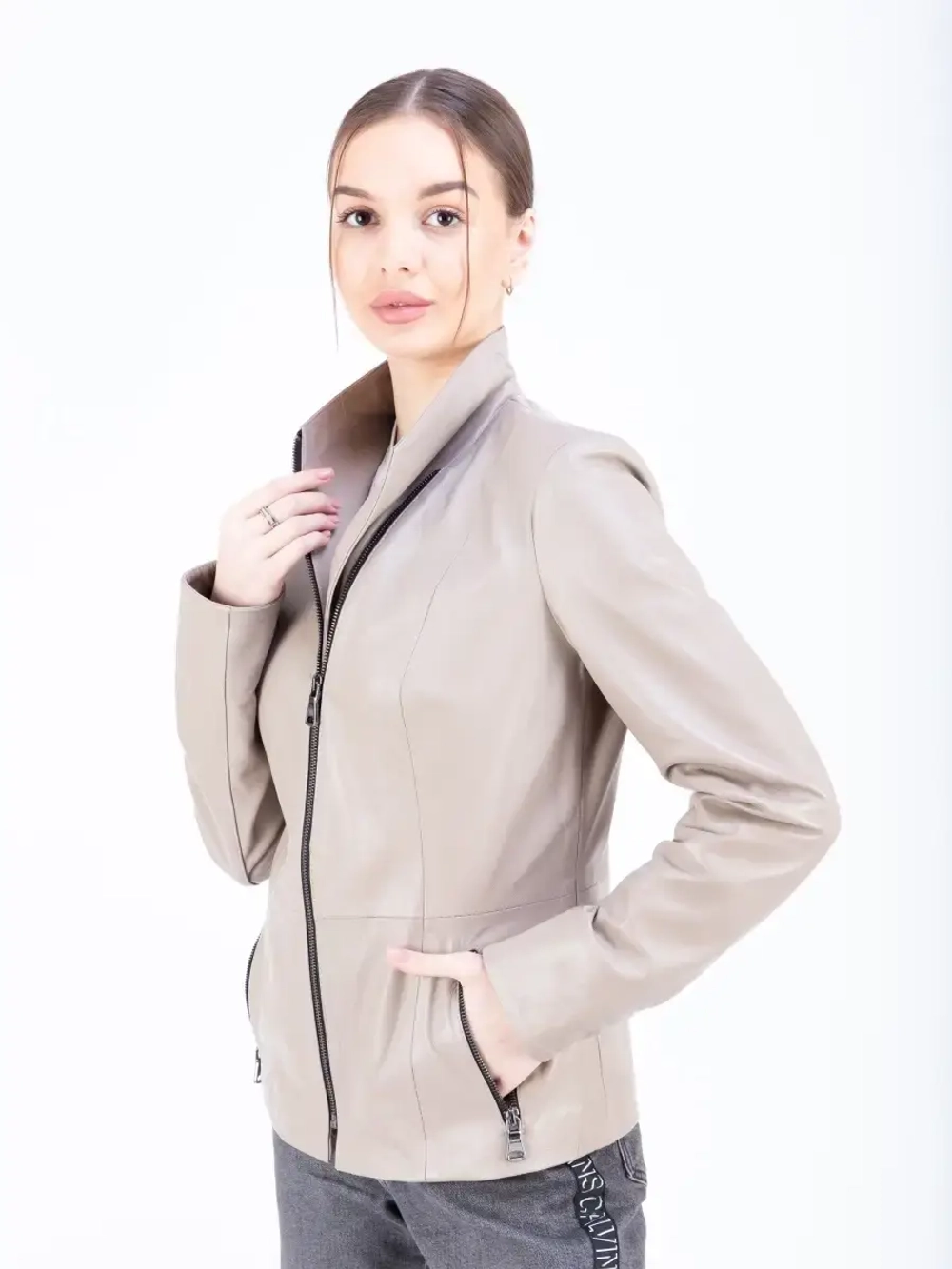 Куртка из натуральной кожи