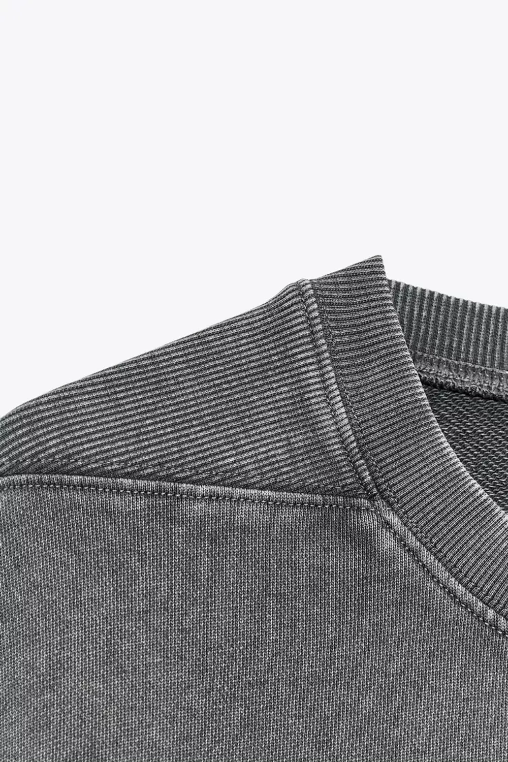 ZARA ТОЛСТОВКА С ЭФФЕКТОМ ПОТЕРТОСТИ, ТЕМНО-СЕРЫЙ