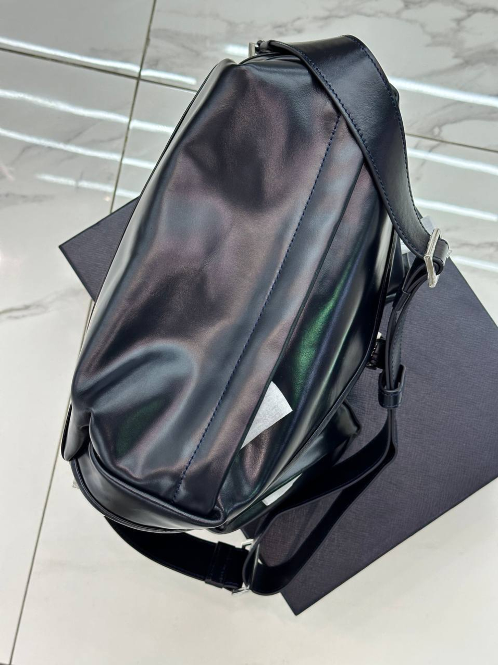 Сумка-мессенджер Prada