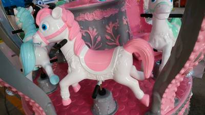 Детская электрическая карусель «Корона Принцессы» розовая, 8 мест