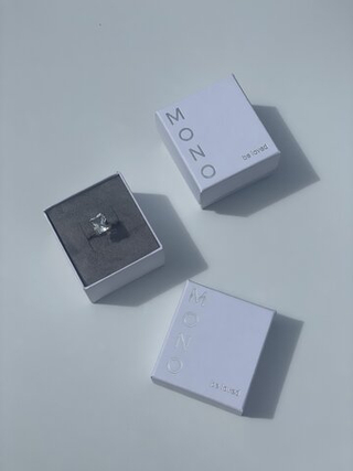 Коробка картонная MONO малая, белая