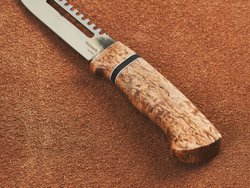 Рыбацкий нож "Барракуда", сталь AUS 8, рукоять стабилизированная карельская береза