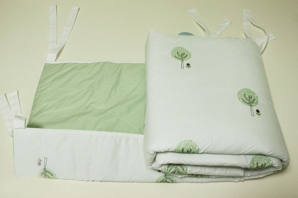 Бампер для детской кроватки 390x45 Bovi Деревья Португалия