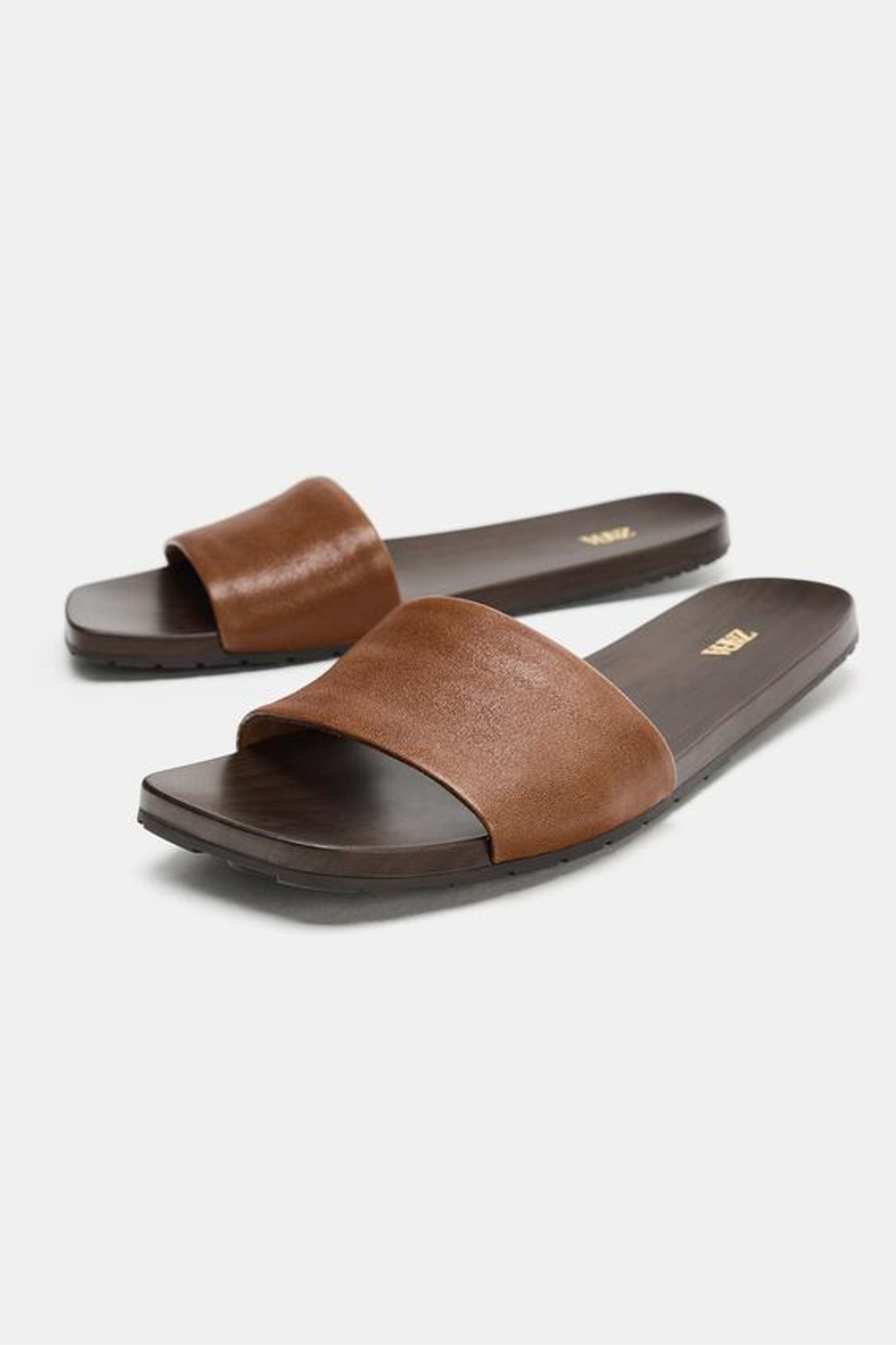 ZARA САНДАЛИИ ИЗ МЯГКОЙ КОЖИ НА ПЛОСКОЙ ПОДОШВЕ, КОРИЧНЕВЫЙ