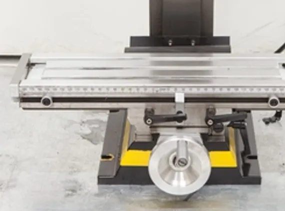 Инструментальный фрезерный станок STALEX WFM 750 Servo