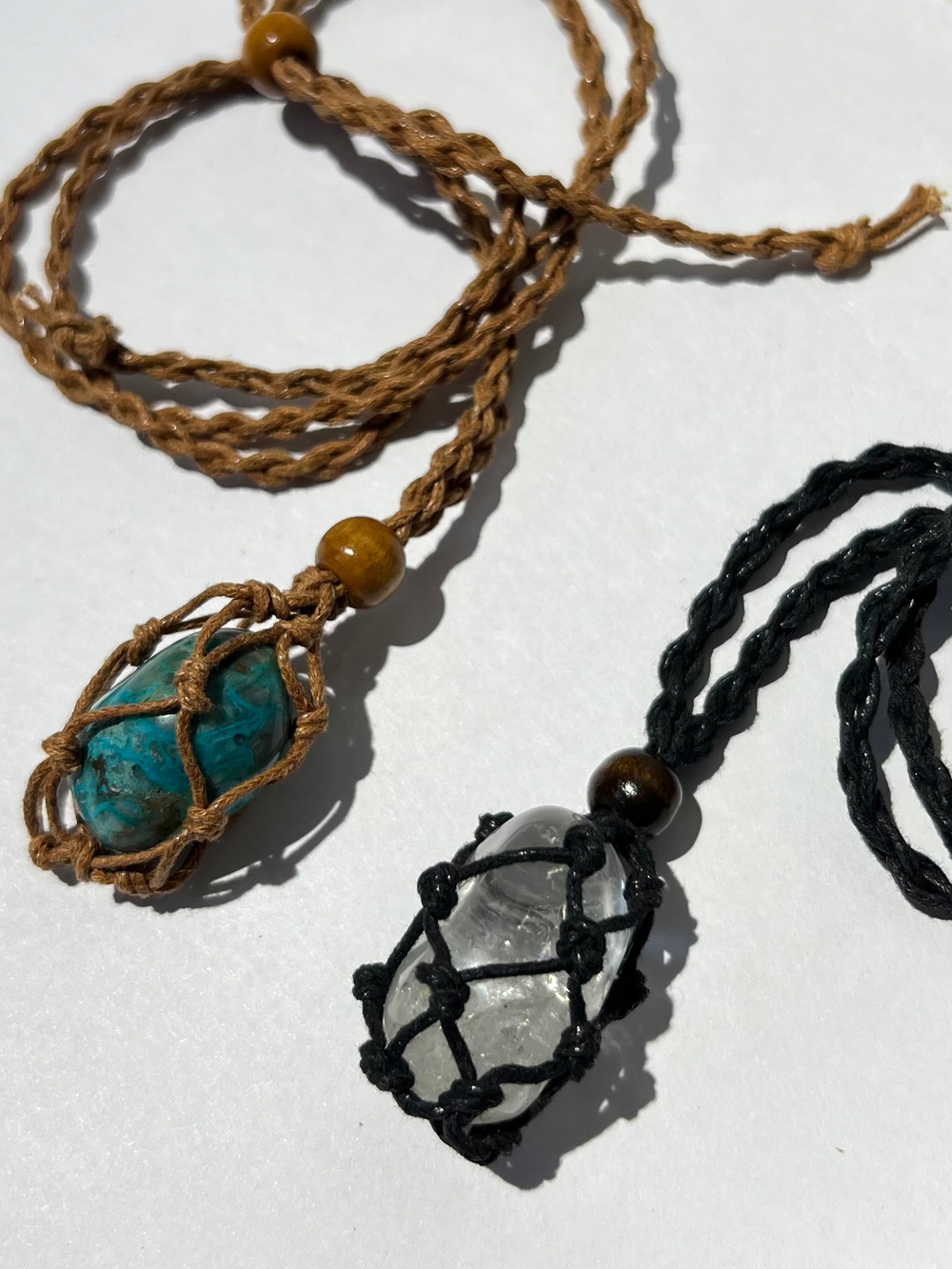 Авоська-подвеска для кристаллов черная в стиле бохо