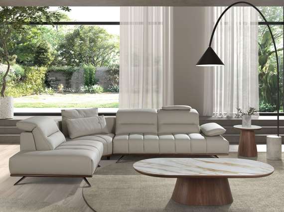 Угловой диван с левым шезлонгом 6243 из светло-серой кожи