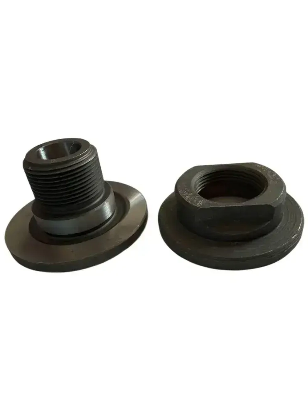 гайка специальная и втулка зажимная для ИЭ-6009 А4.2 (комплект)