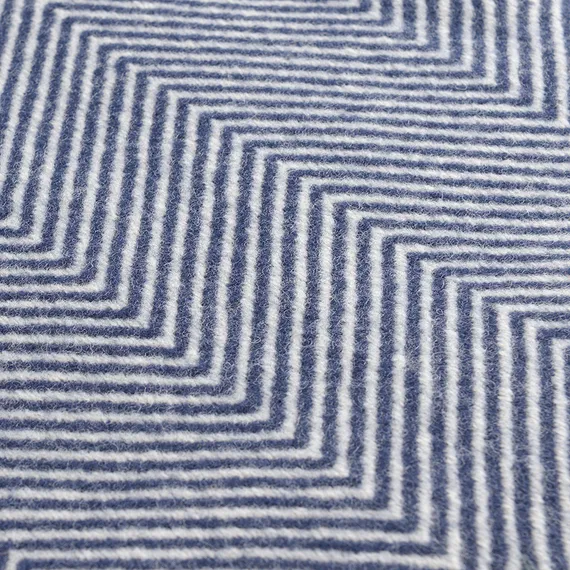 Плед из шерсти мериноса темно-синего цвета из коллекции essential, 130х180 см