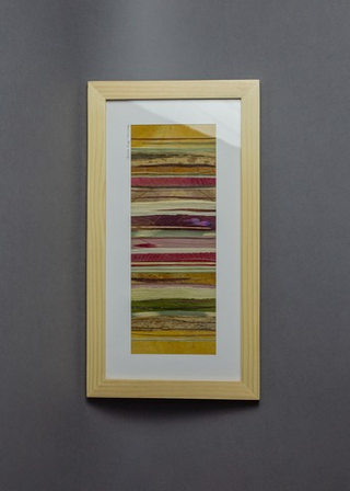 Листики и травки. Картина из цветов в рамке