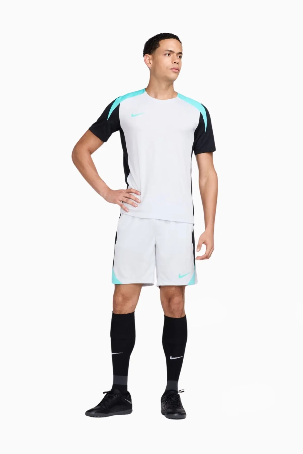 Футболка Nike Dri-FIT Strike - белый