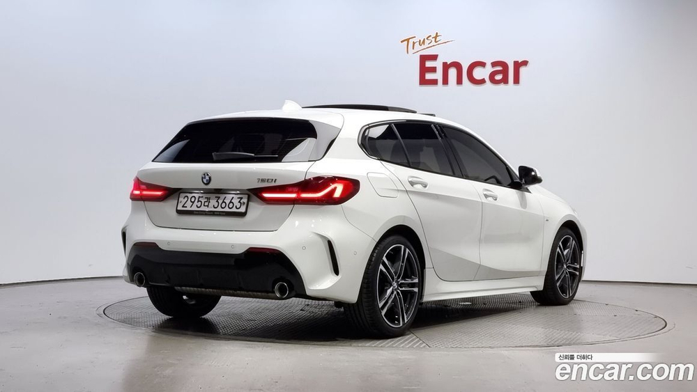 BMW 1 Series (F40) 120i M Sports (09.2023)
