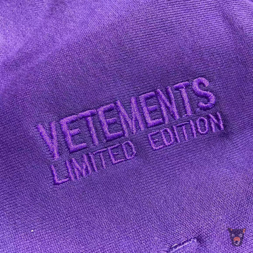 Худи Vetements "This is no time for romance"