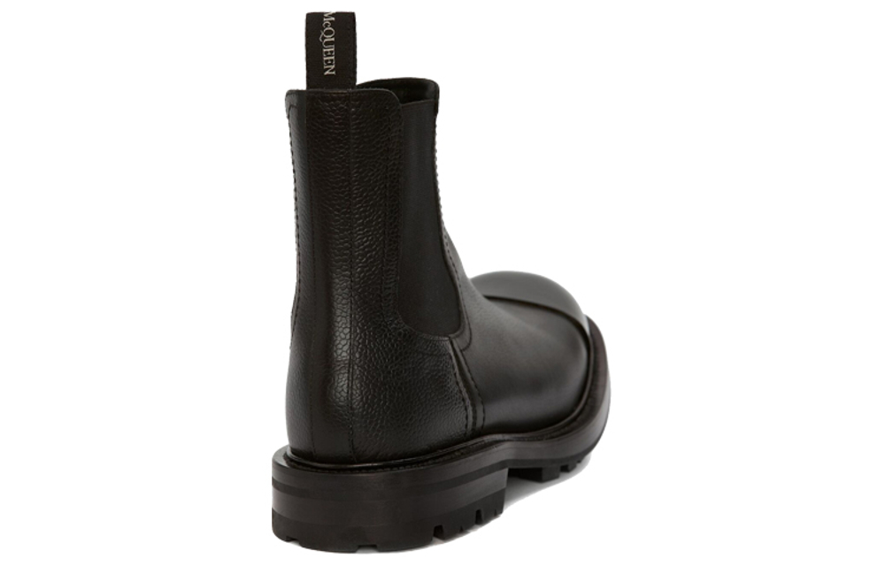 Alexander McQueen Shiny Toecap Grainy Leather Chelsea Boot Black