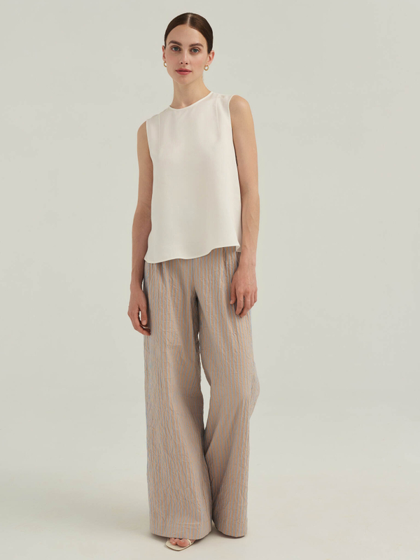 Топ SABO молочного цвета