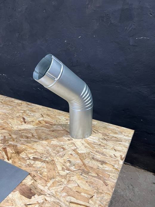 Колено трубы (D90)