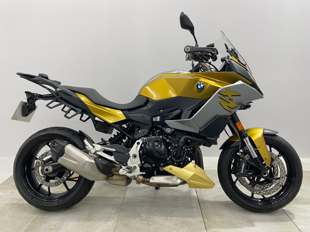 BMW F900XR 049320