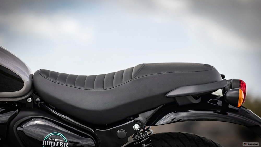 Royal Enfield Hunter 350 Rebel Black