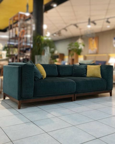 Коллекция мягкой мебели CASE от фабрики THE IDEA