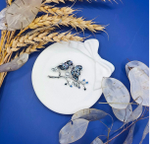 Брошь "Ветка с птицей"