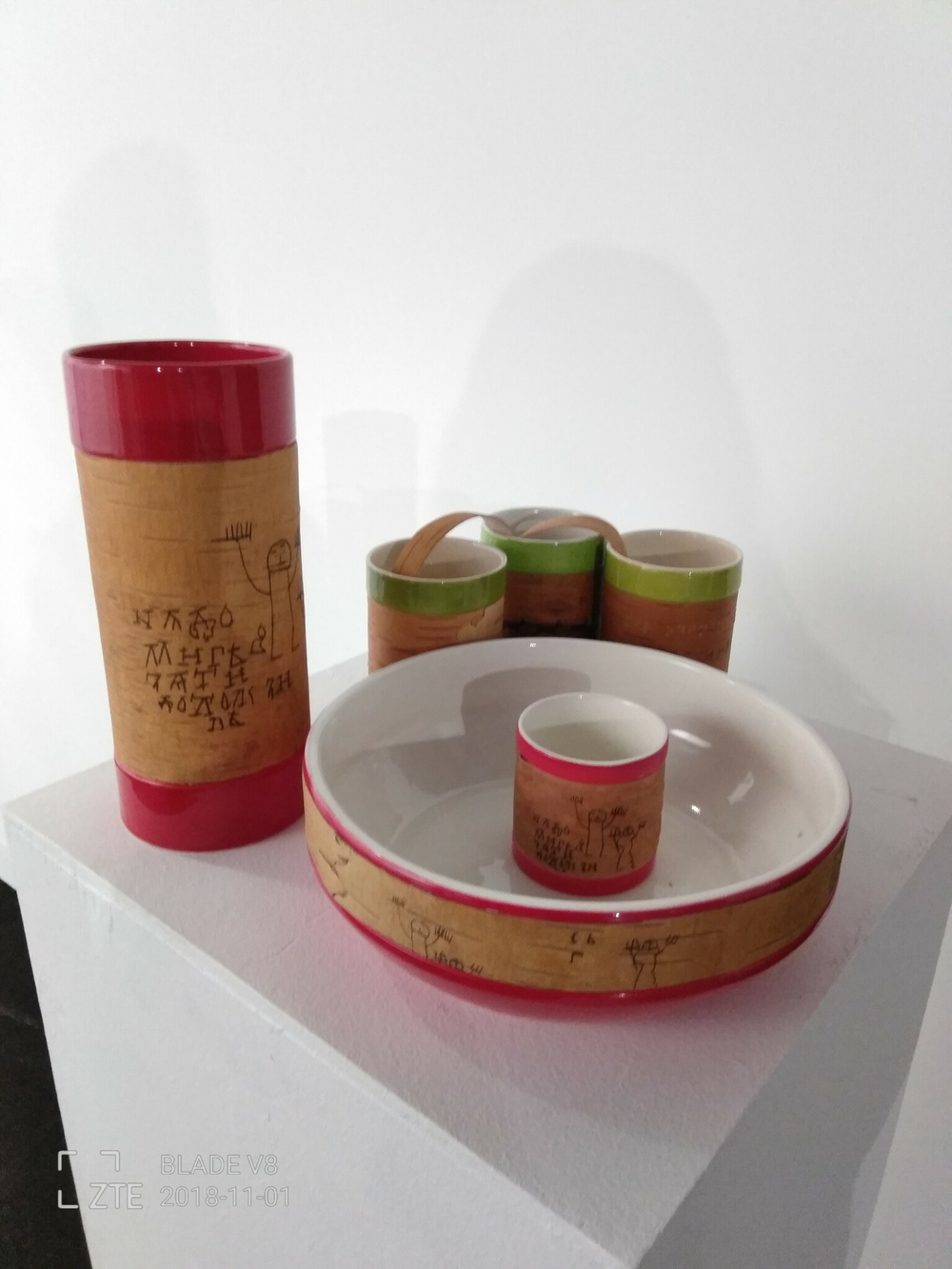 Кружка малая фарфоровая без ручки c берестой. Коллекция Onfim (Онфим)