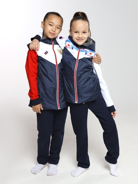 Жилет с капюшоном и вышивкой синий